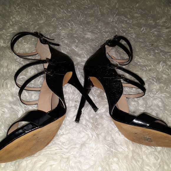 Heels - Picture 3 of 4